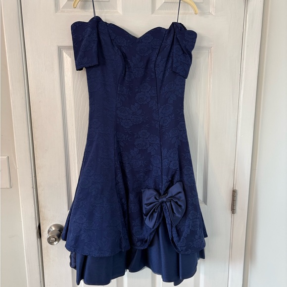 Vintage 90s Notorious Blue Floral Jacquard Cocktail Dress Size 5 Bow - Picture 2 of 11